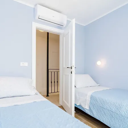 Villa Quiet Seaview Dubrovnik Region - Three Bedroom With Terrace And Swimming Pool