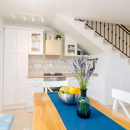 3 Bedroom With Terrace And Pool וילה