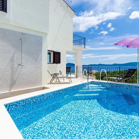 Quiet Seaview Dubrovnik Region - Three Bedroom With Terrace And Swimming Pool *